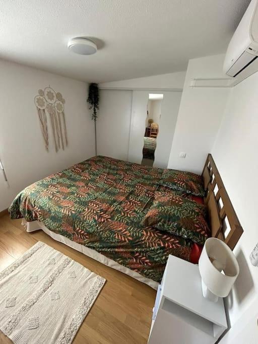 Appartement 2 Climatise Plein Centre Et Parking *